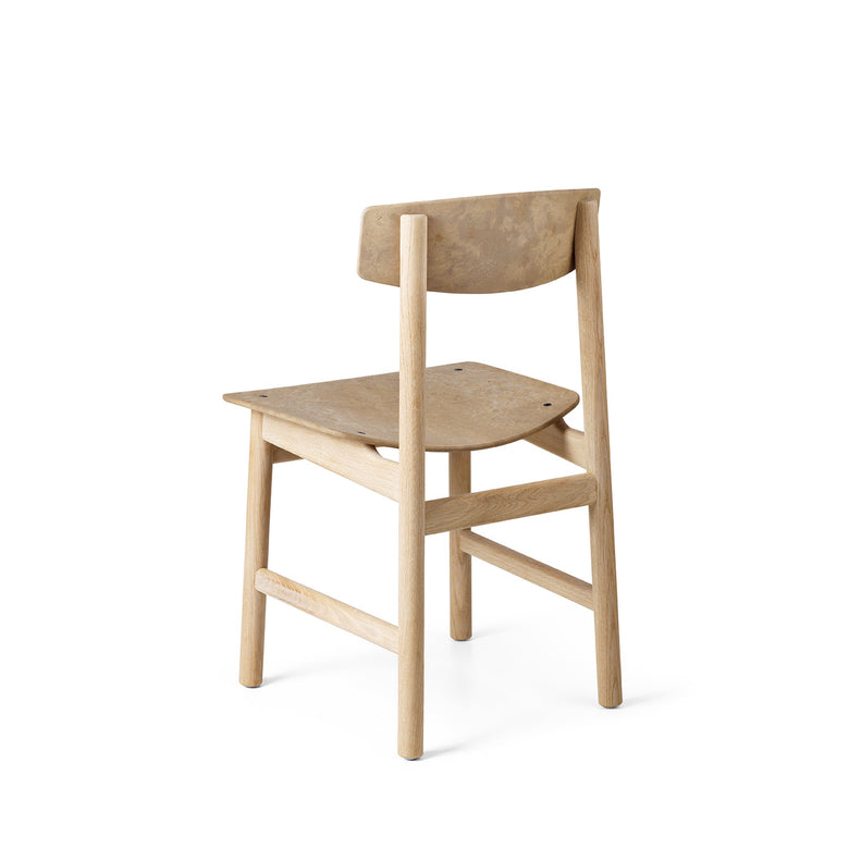 Conscious Chair 3162 in Soaped Oak and Coffee Waste Light, back view