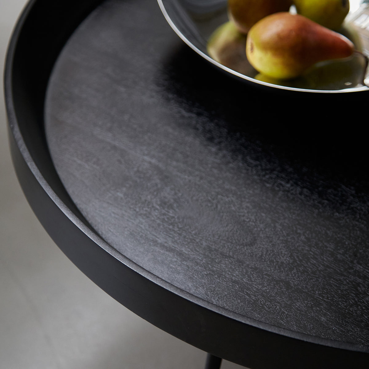 Bowl Table XL in Black, detail