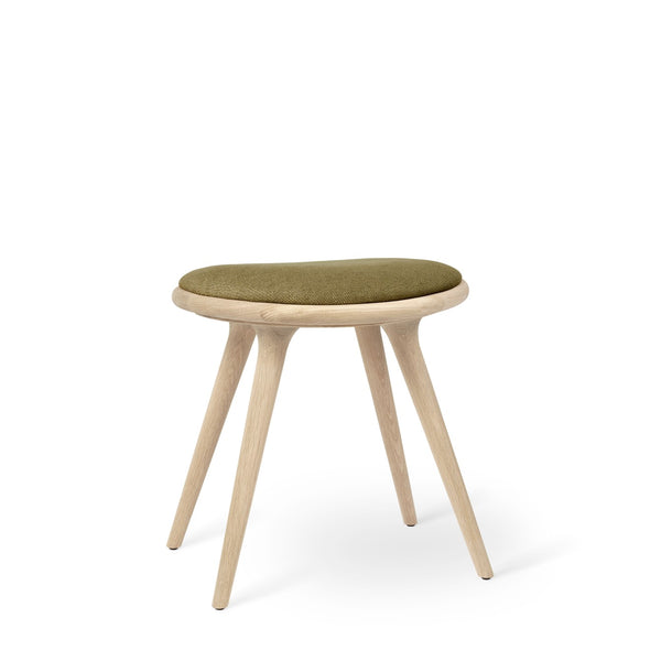 Low Stool | Matt Oak w. Kvadrat Clay 0017 | 47 cm | by Space Copenhagen