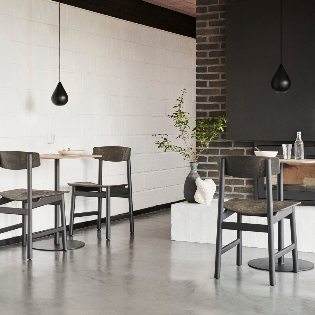Conscious Chair 3162 | Green Stained Oak and Coffee Waste Green | by Børge Mogensen & Esben Klint